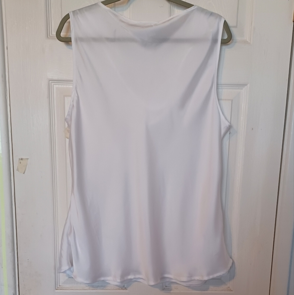 💰 Dressbarn top, size 3X. - Picture 5 of 7
